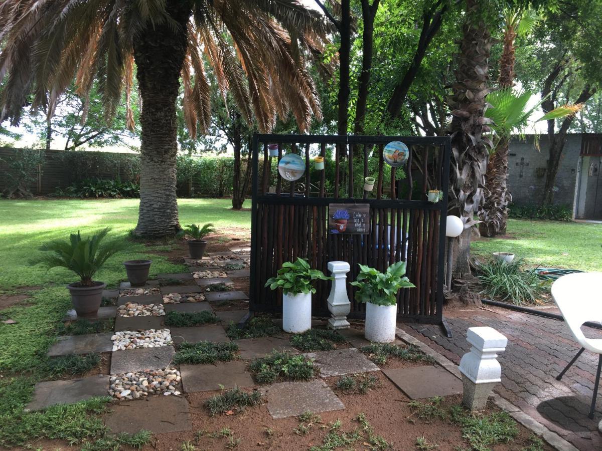 Villa Lin-Zane Vryburg 外观 照片